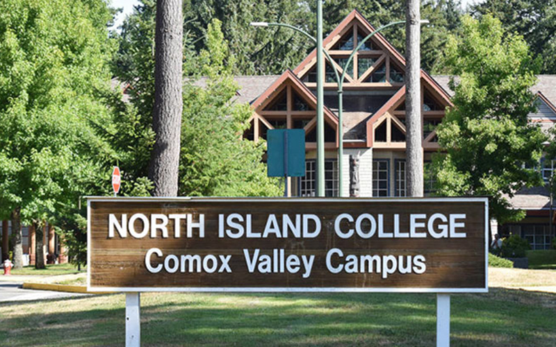Buổi tiếp trường đại diện trường North Island College, Canada