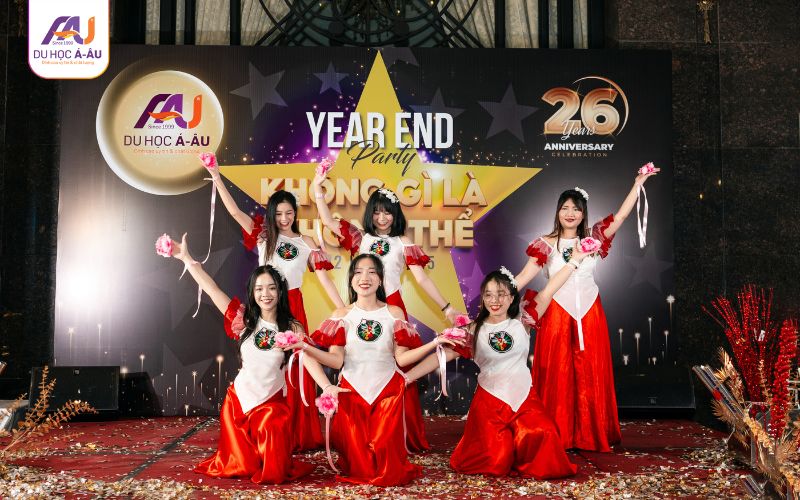 Á - ÂU YEAR END PARTY: KHÔNG GÌ LÀ KHÔNG THỂ! 