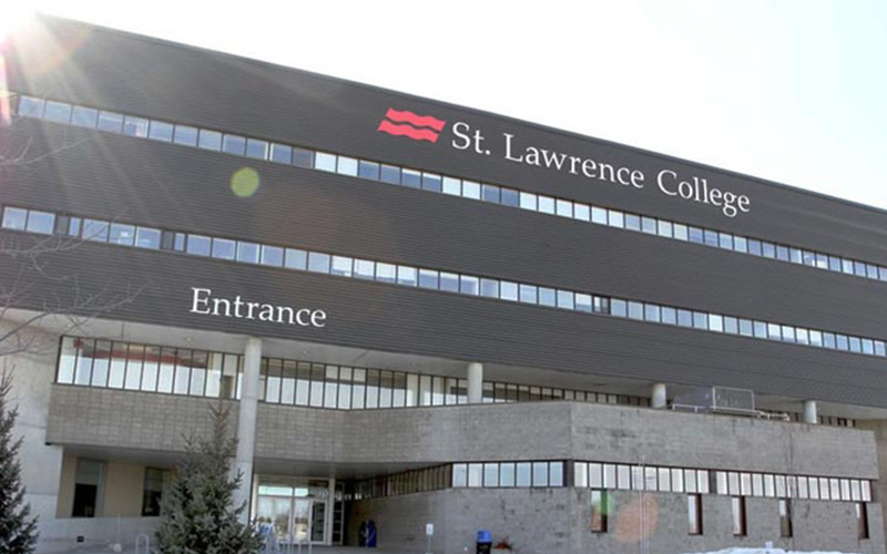 Du học Canada không chứng minh tài chính tại trường St. Lawrence College