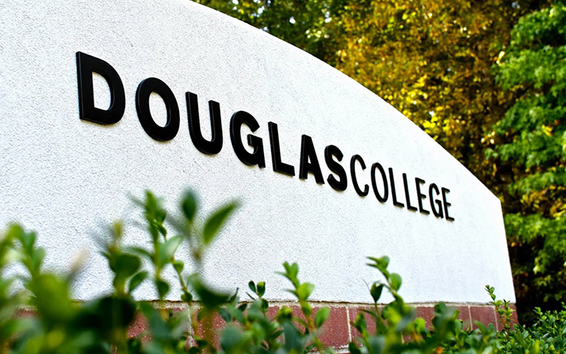 Trường Douglas College – Điểm đến lý tưởng du học Canada